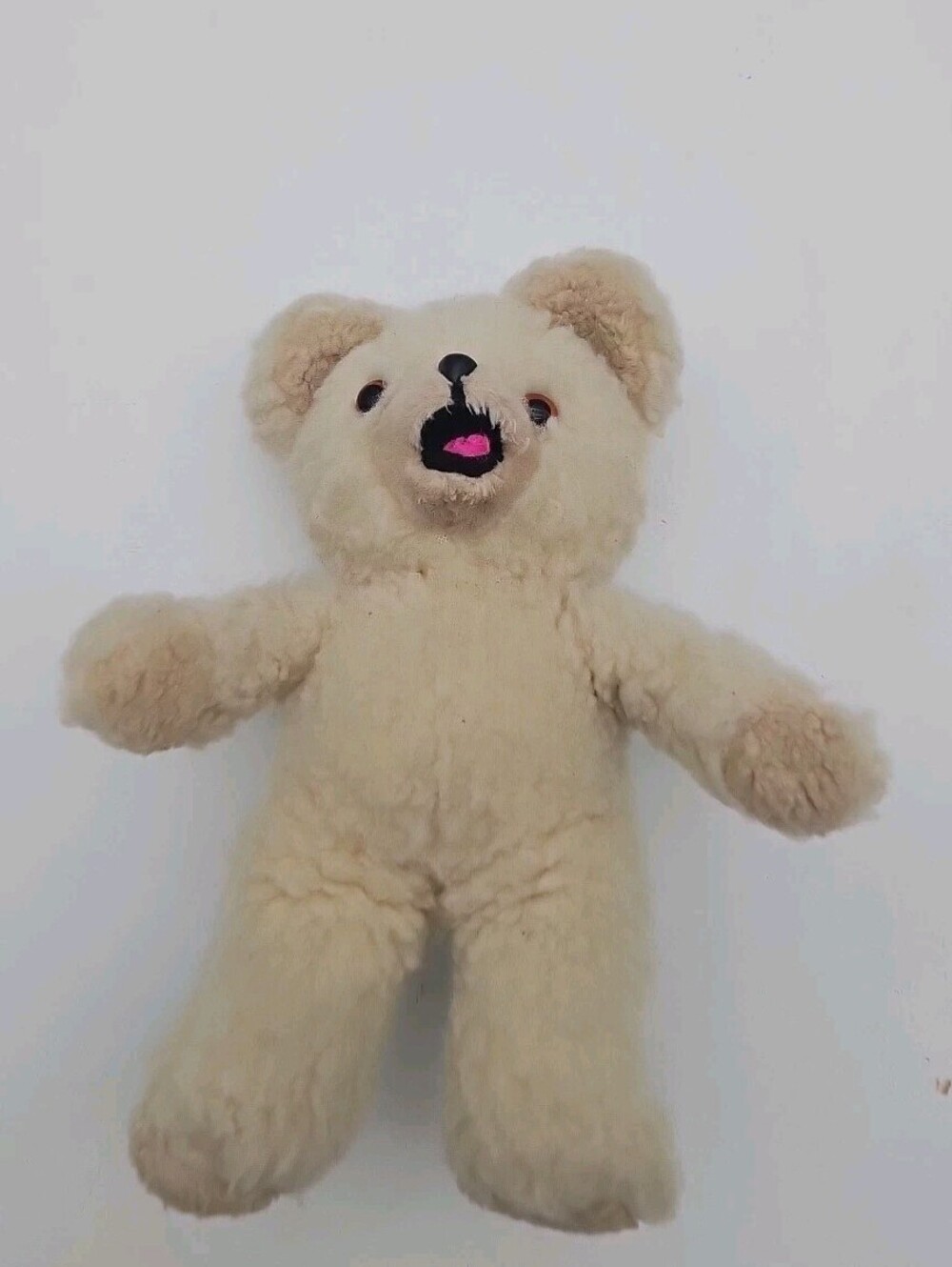 Russ Snuggle Bear Plush Stuffed Animal Small 6-14in 89 Ages 3-7 Yrs Gently Used